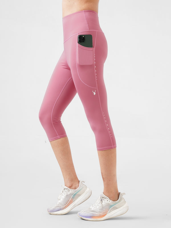 Leera Cropped Capri Pocket Legging in Pink